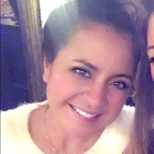 Meet your Posher, Tina